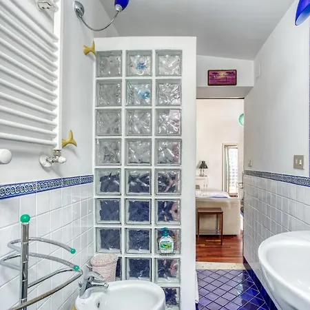 Daire Maggiore 145 With Private Garden - Rione Monti Roma